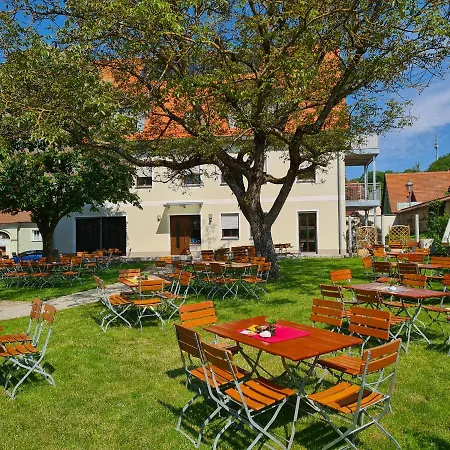 Hotel Schollmann 2*